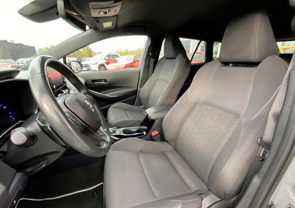 Toyota Corolla cena 93900 przebieg: 153063, rok produkcji 2020 z Kwidzyn małe 232